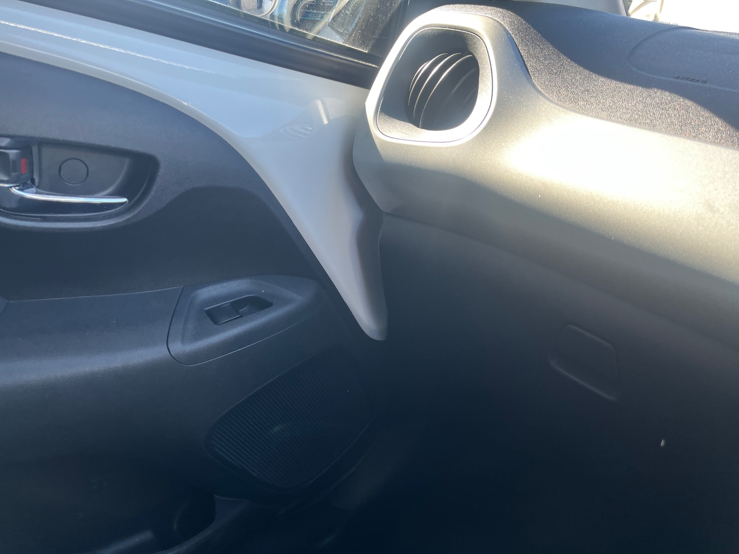Used Citroen C1 2015 for sale - 76046990: Photo 8