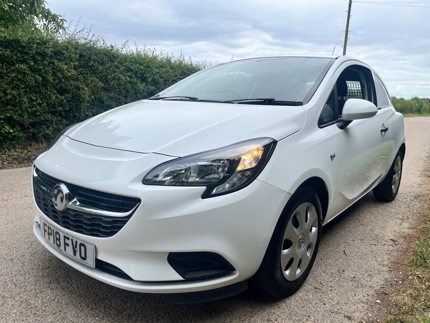 Used Vauxhall Corsa Van 2018 for sale - 75912638: Photo 3