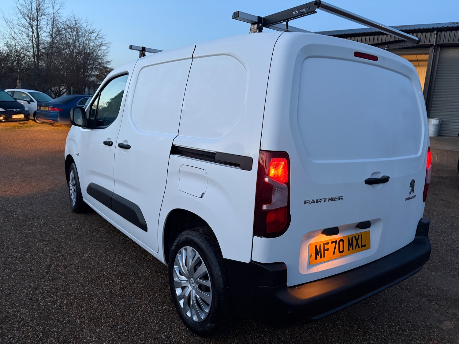 Used Peugeot Partner 2020 for sale - 76724060: Photo 4