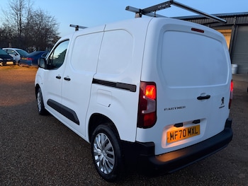 Used Peugeot Partner 2020 for sale - 76724060: Photo