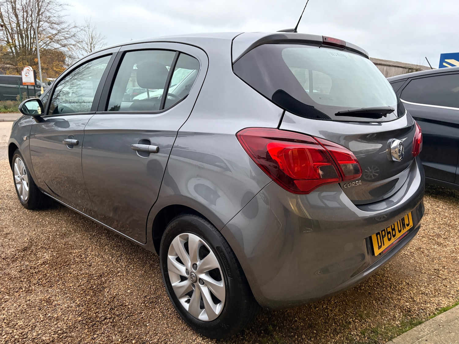 Used Vauxhall Corsa 2018 for sale - 76641632: Photo 3
