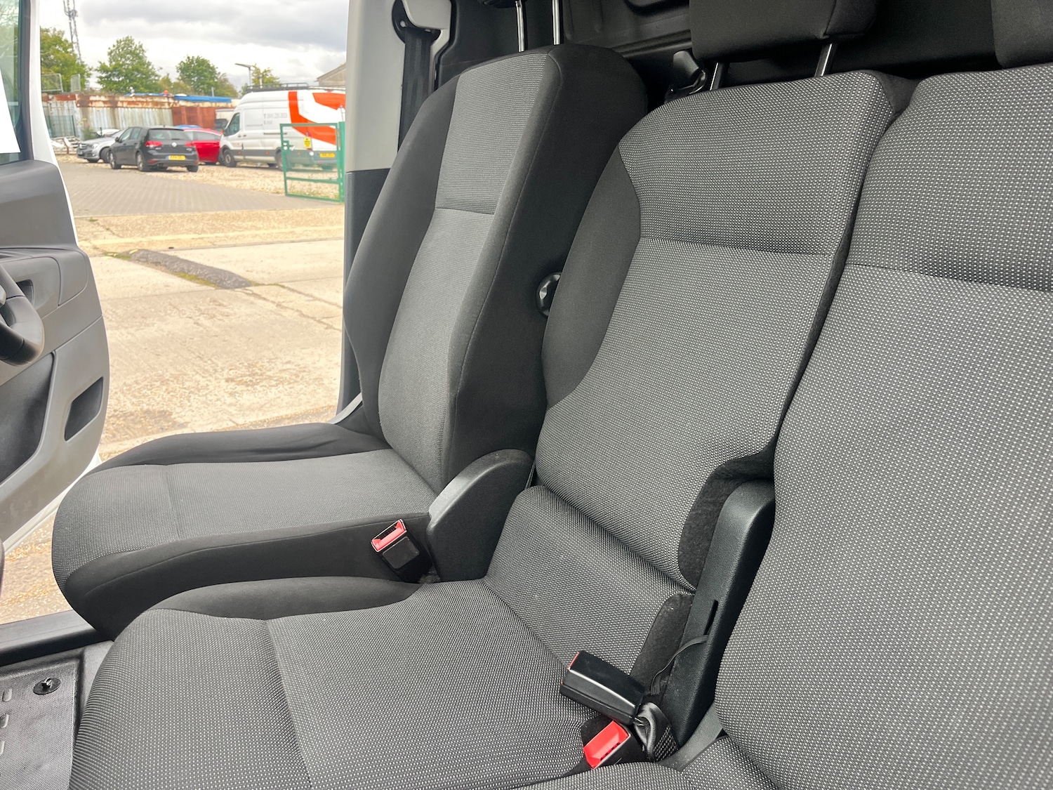 Used Peugeot Partner 2021 for sale - 75912646: Photo 14