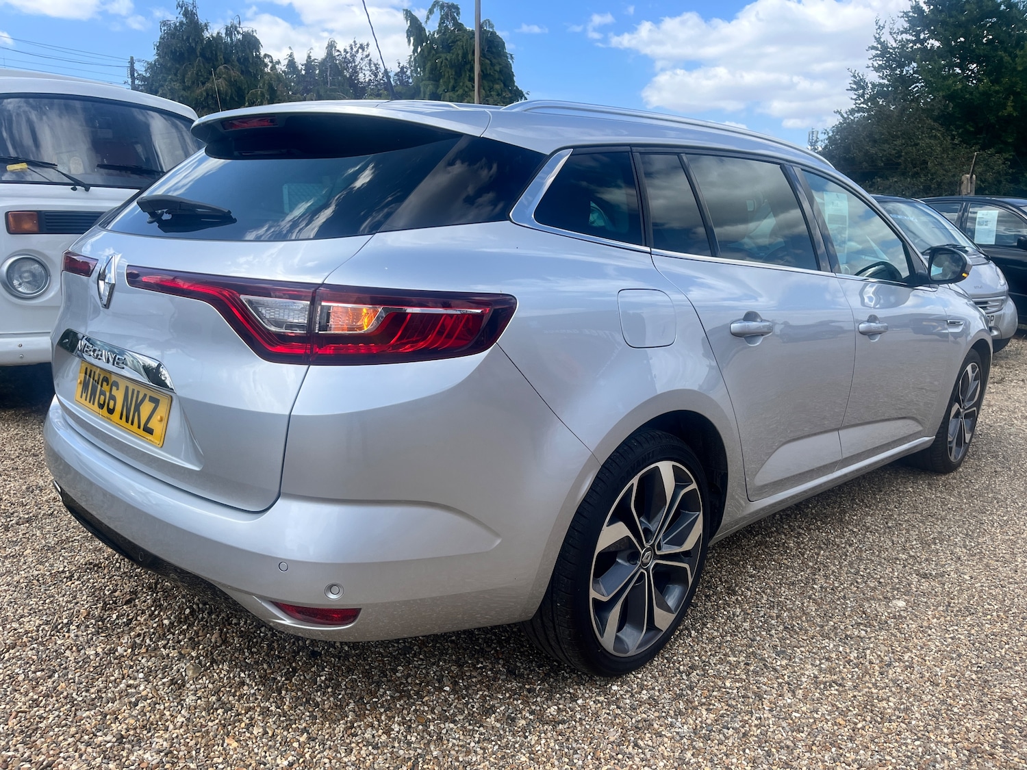 Used Renault Megane 2016 for sale - 75912591: Photo 2