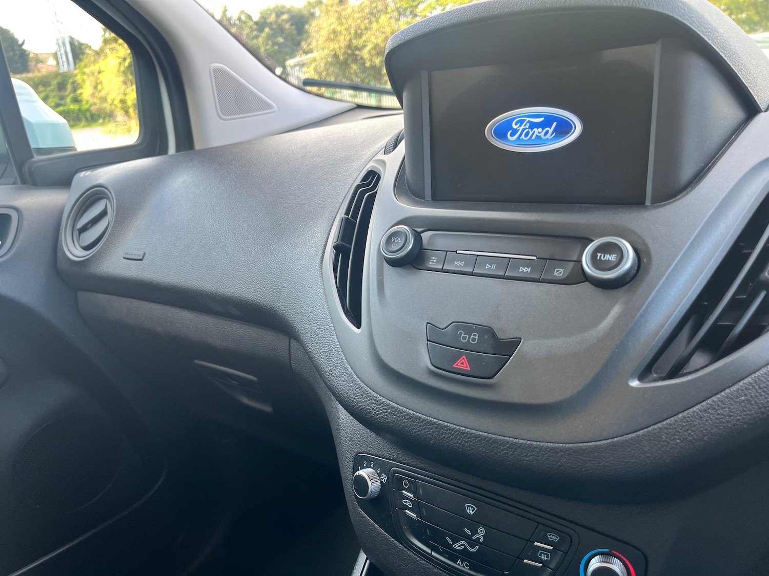 Used Ford Transit Courier 2023 for sale - 75974968: Photo 12