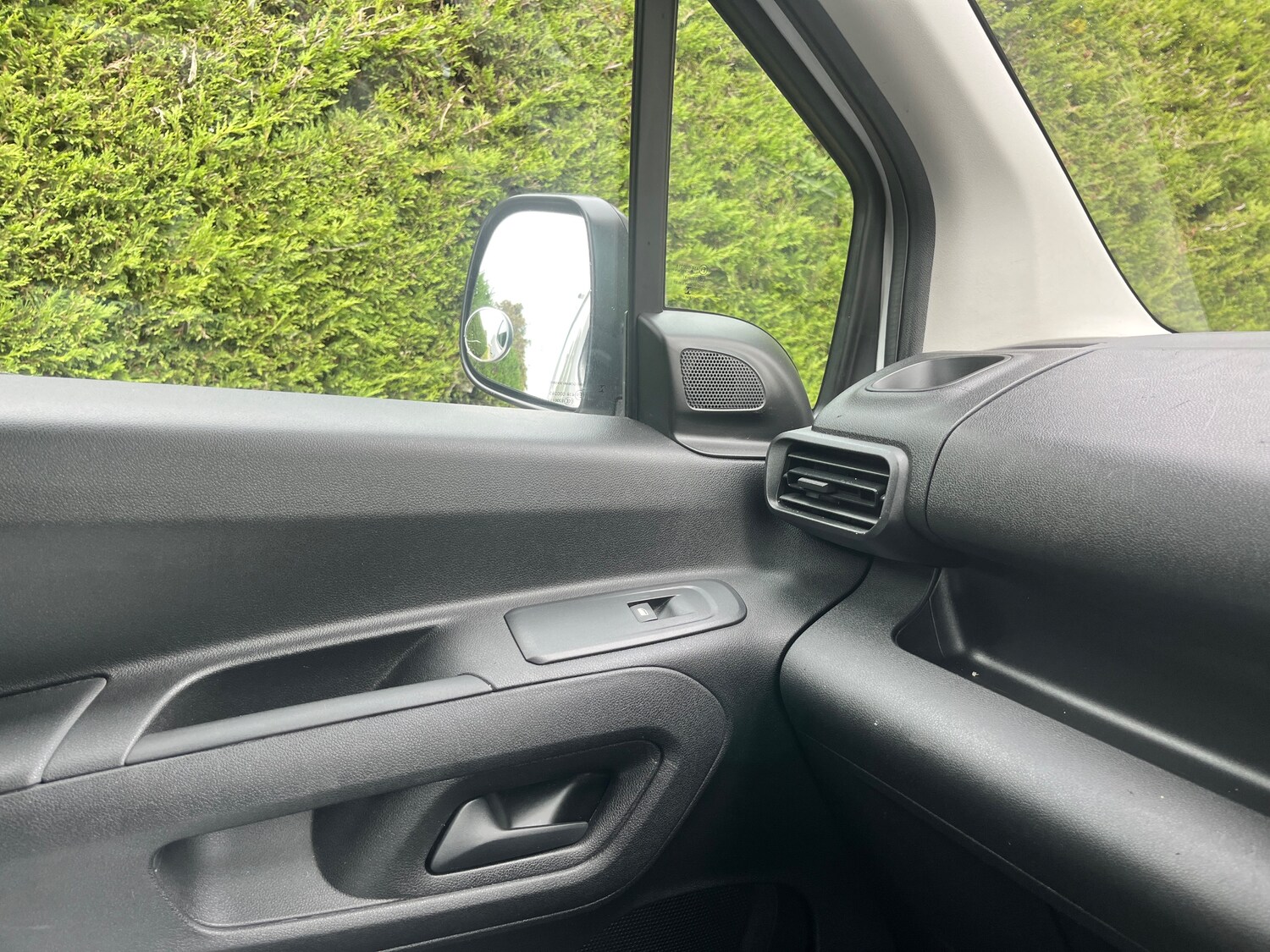 Used Peugeot Partner 2021 for sale - 75912590: Photo 25