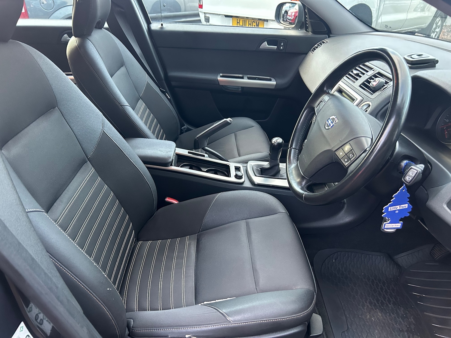 Used Volvo V50 2008 for sale - 76346839: Photo 11