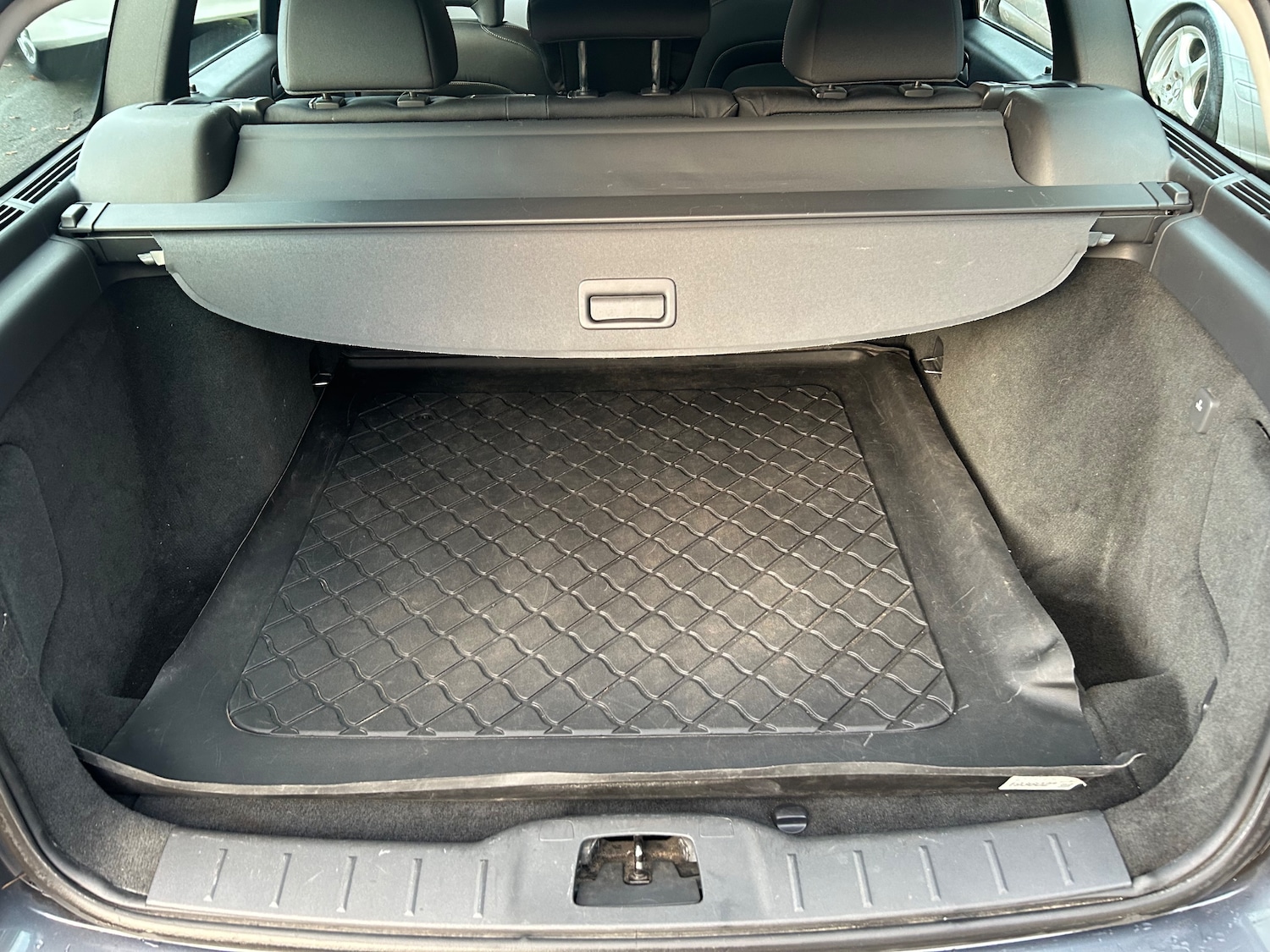 Used Volvo V50 2008 for sale - 76346839: Photo 15