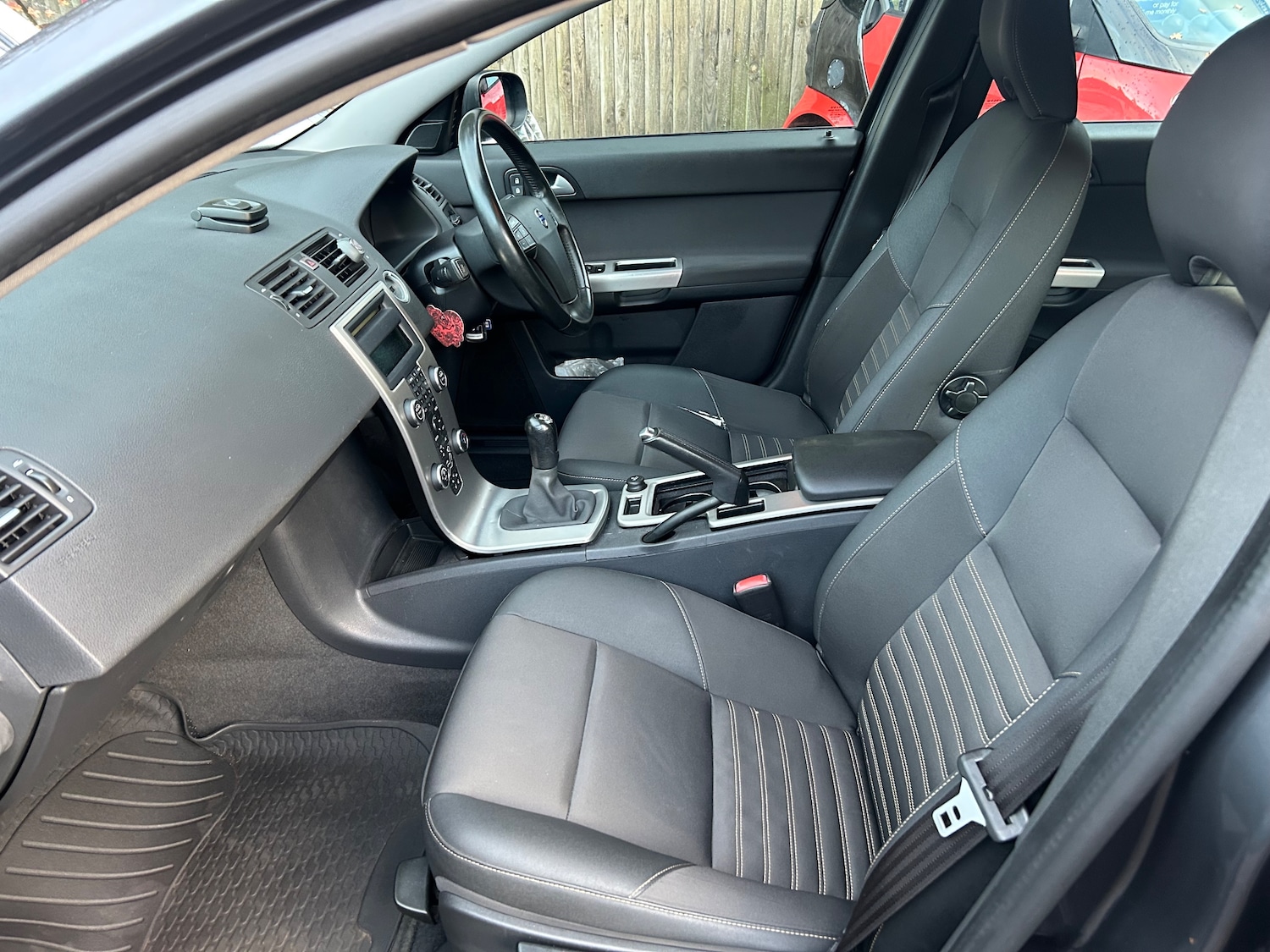 Used Volvo V50 2008 for sale - 76346839: Photo 17