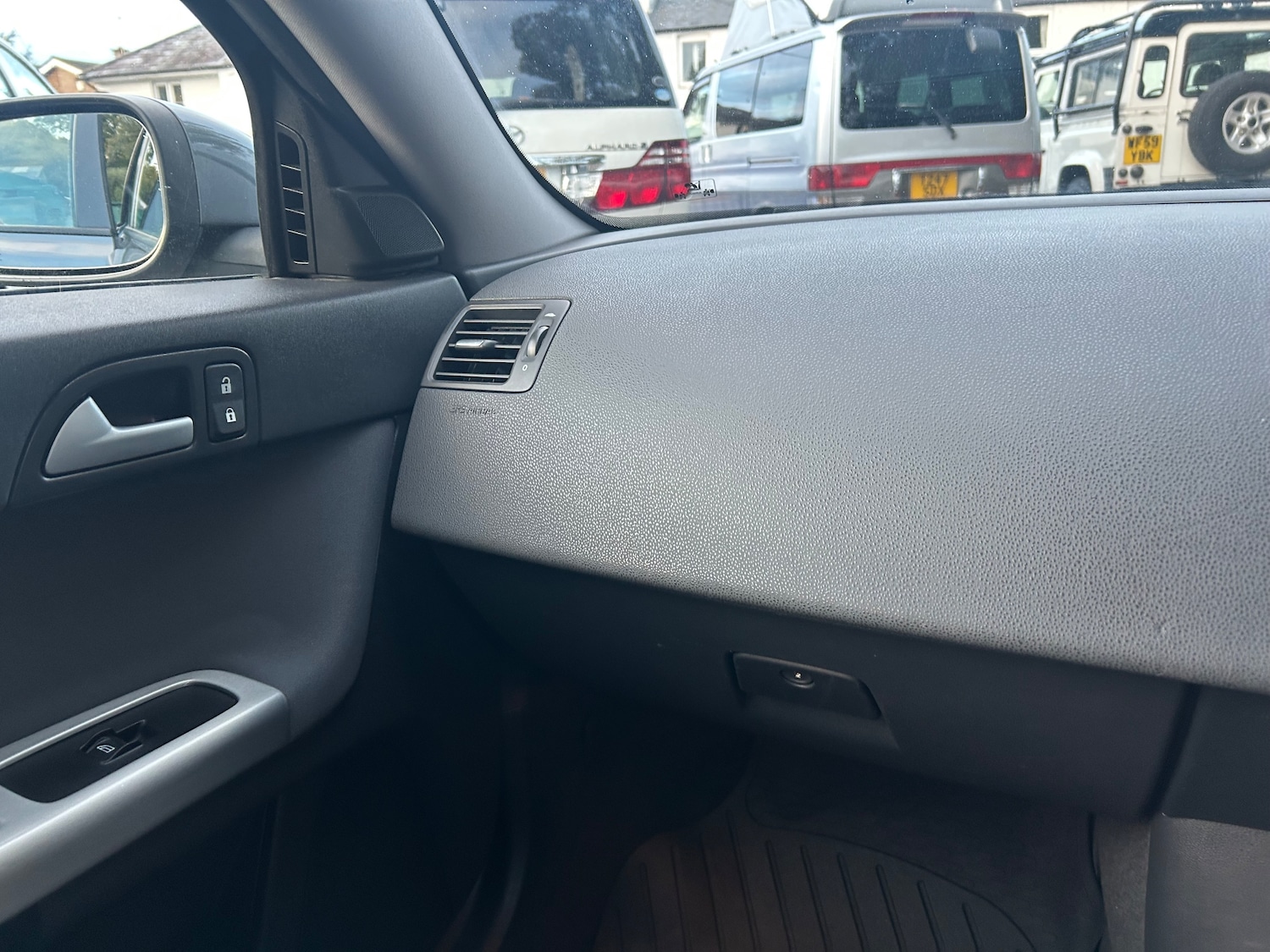 Used Volvo V50 2008 for sale - 76346839: Photo 18