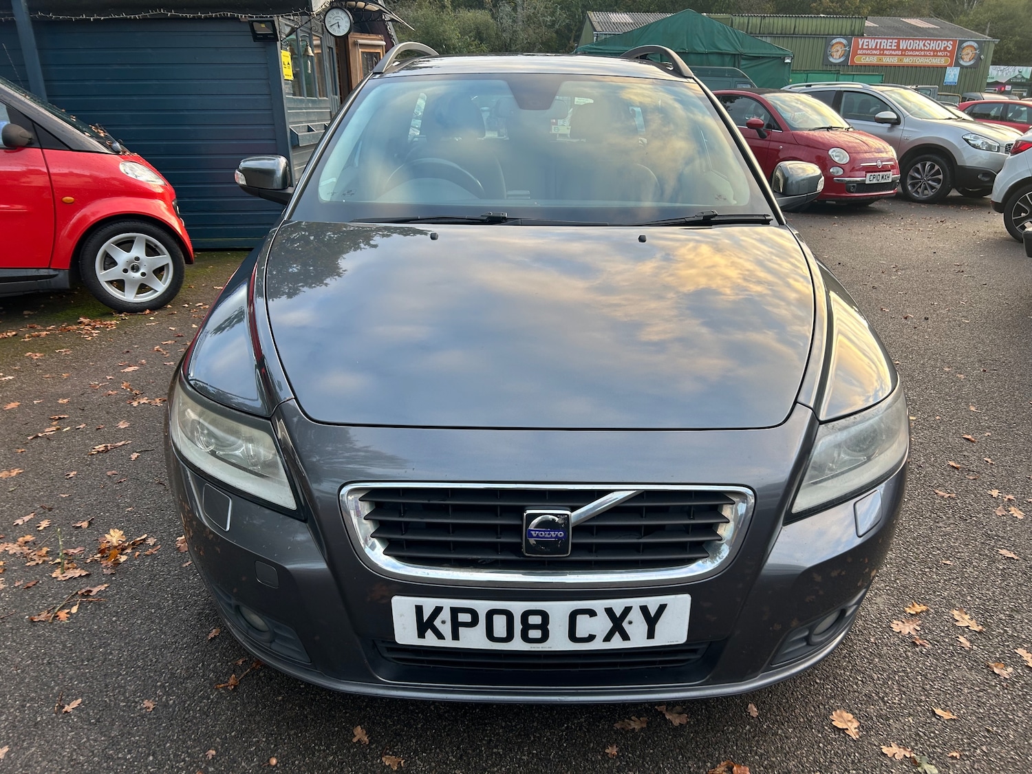 Used Volvo V50 2008 for sale - 76346839: Photo 2