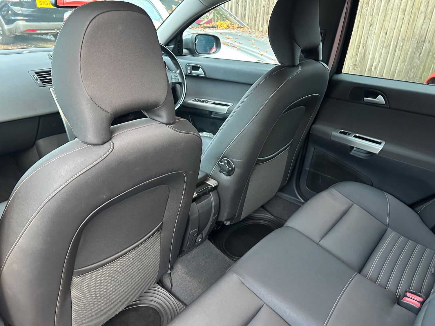 Used Volvo V50 2008 for sale - 76346839: Photo 24