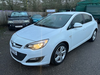 2015 (65) - 1.6i SRi Hatchback 5dr Petrol Manual Euro 6 (115 ps)