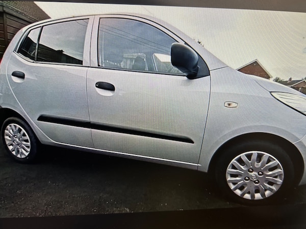 Used Hyundai i10 2010 for sale - 76232336: Photo 1