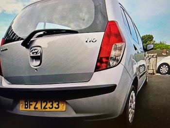 Used Hyundai i10 2010 for sale - 76232336: Photo 2