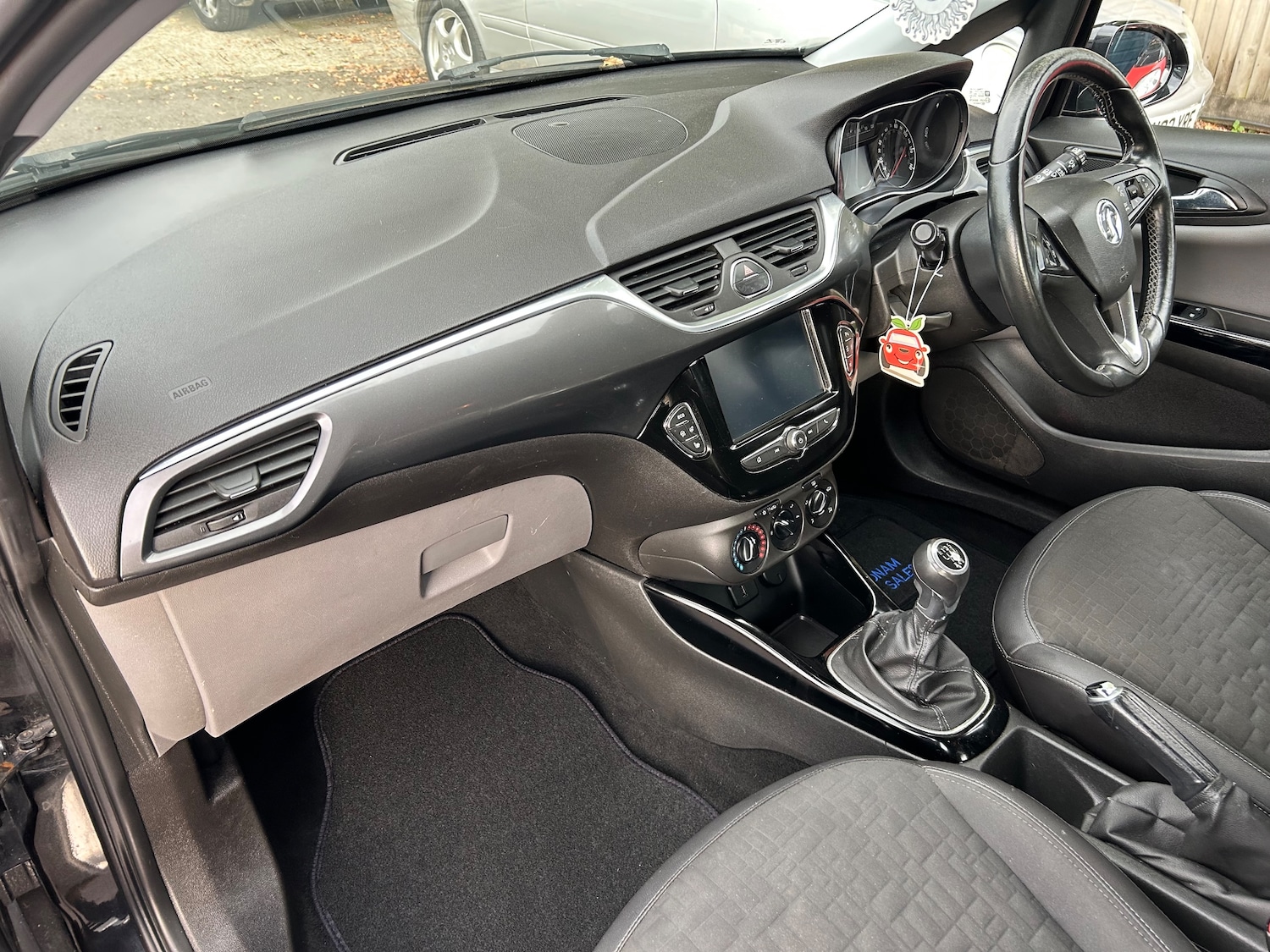Used Vauxhall Corsa 2016 for sale - 76077142: Photo 25