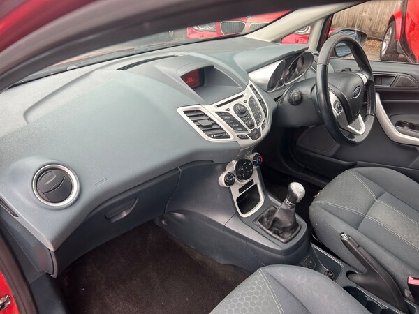 Used Ford Fiesta 2010 for sale - 75582343: Photo 17