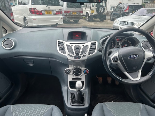 Used Ford Fiesta 2010 for sale - 75582343: Photo 18