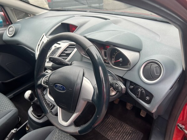 Used Ford Fiesta 2010 for sale - 75582343: Photo 7