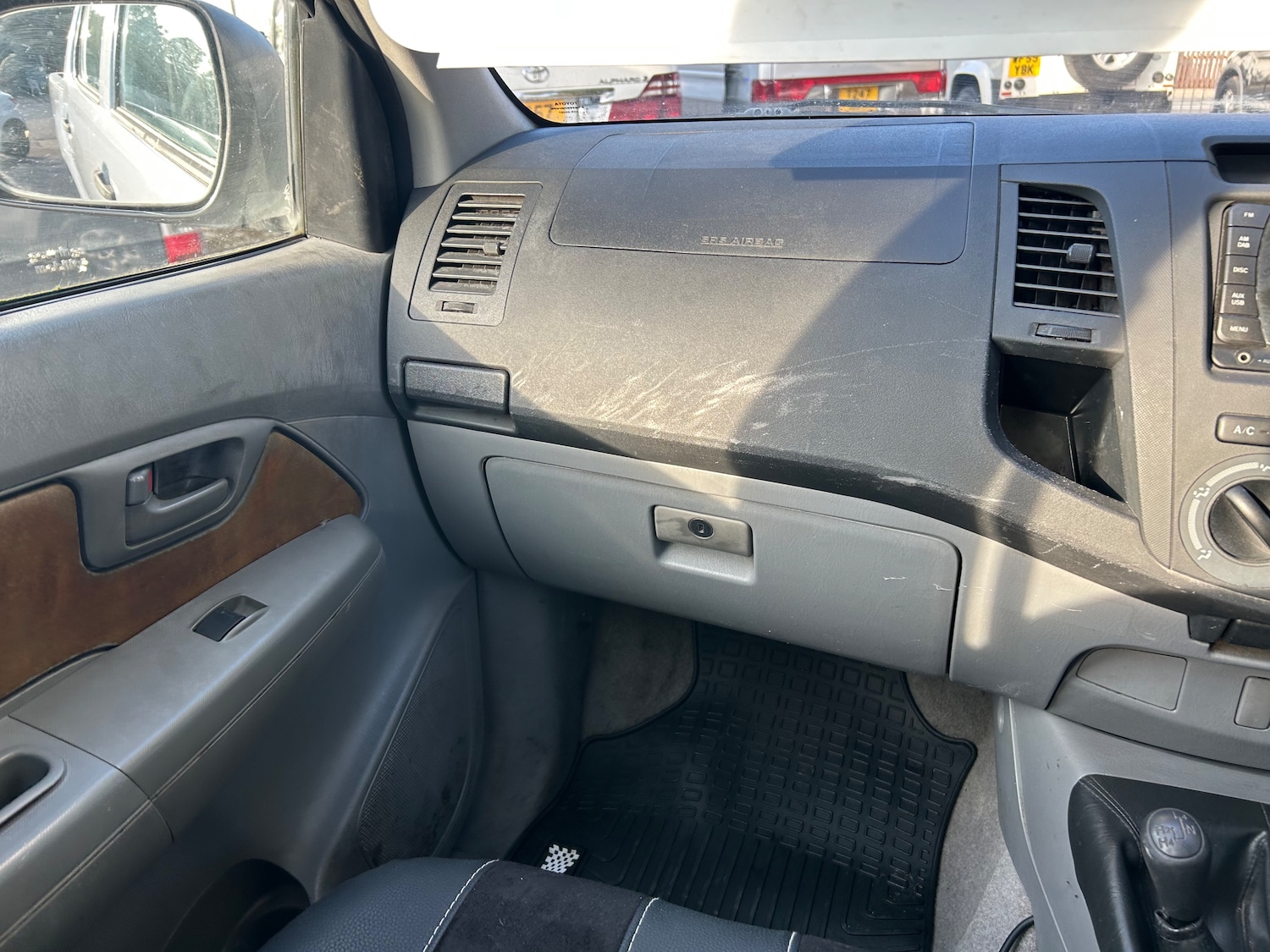 Used Toyota Hilux 2011 for sale - 77421256: Photo 16