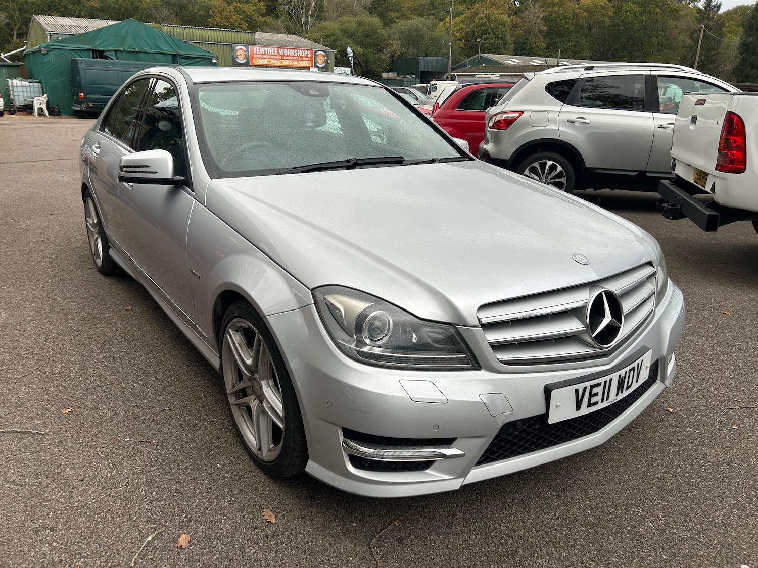 Used Mercedes-Benz C Class 2011 for sale - 76373349: Photo 1