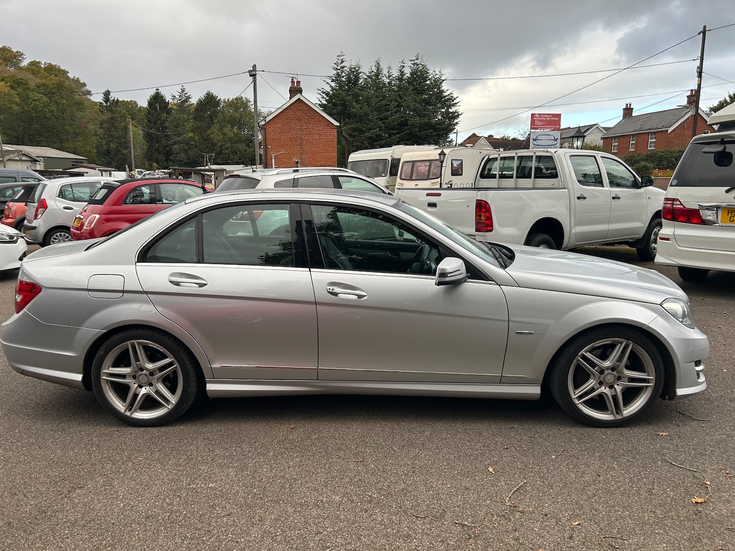 Used Mercedes-Benz C Class 2011 for sale - 76373349: Photo 9