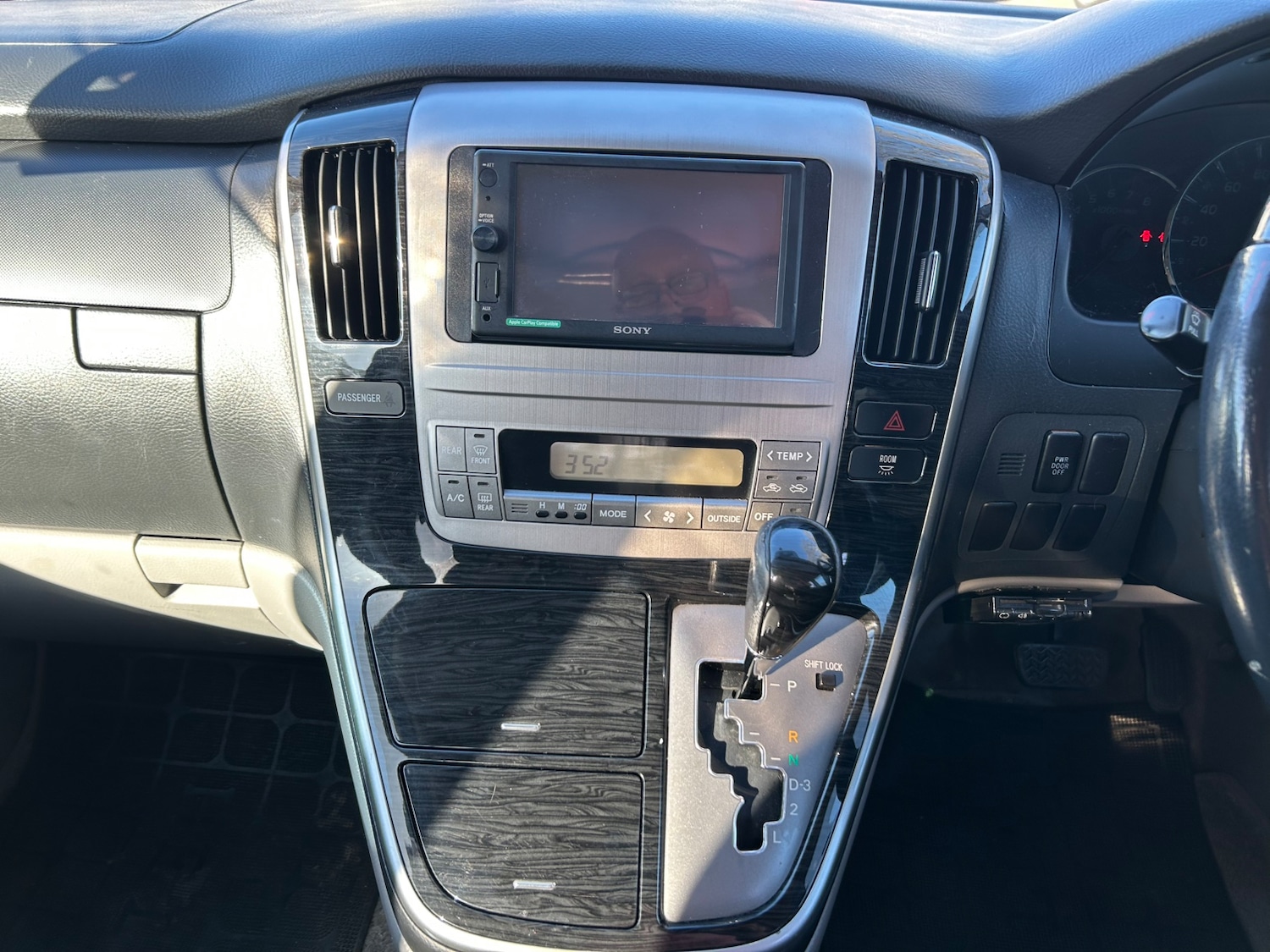 Vehicle 28