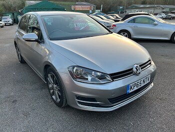 Used Volkswagen Golf 2015 for sale - 77834713: Photo