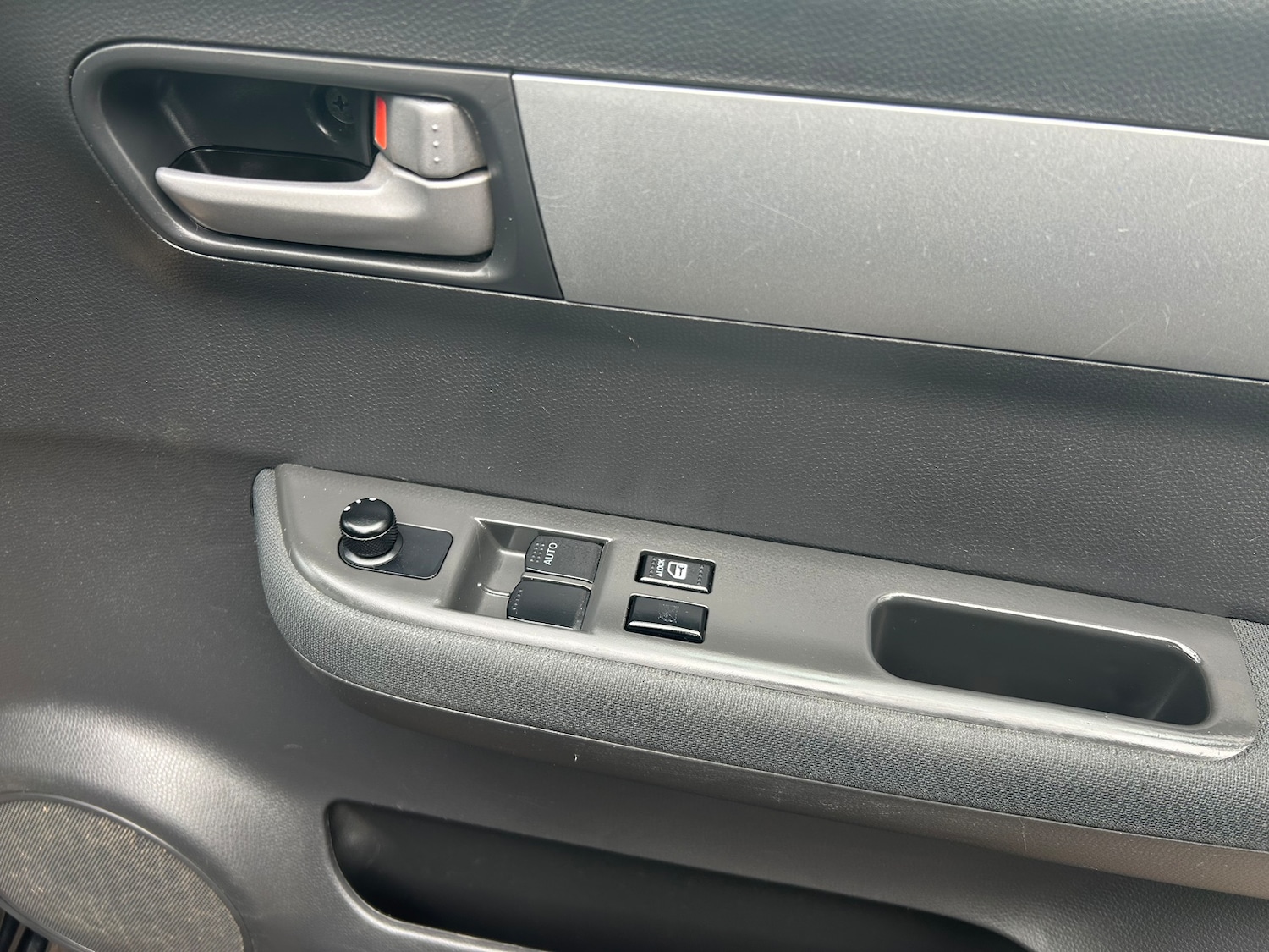 Used Suzuki Swift 2009 for sale - 76107021: Photo 11