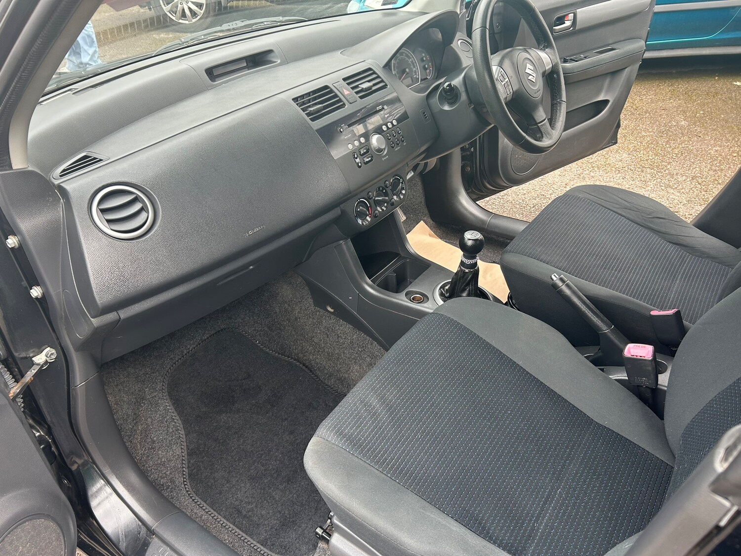 Used Suzuki Swift 2009 for sale - 76107021: Photo 13