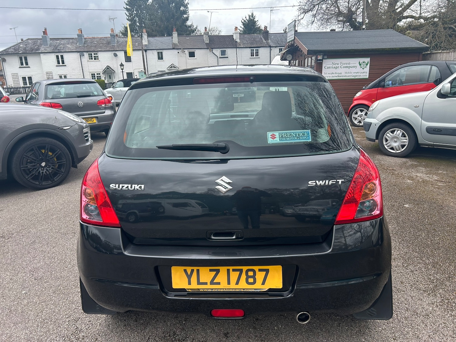 Used Suzuki Swift 2009 for sale - 76107021: Photo 5