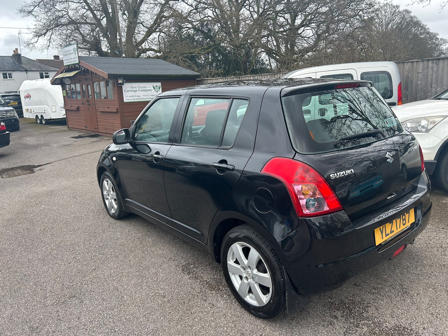 Used Suzuki Swift 2009 for sale - 76107021: Photo 6