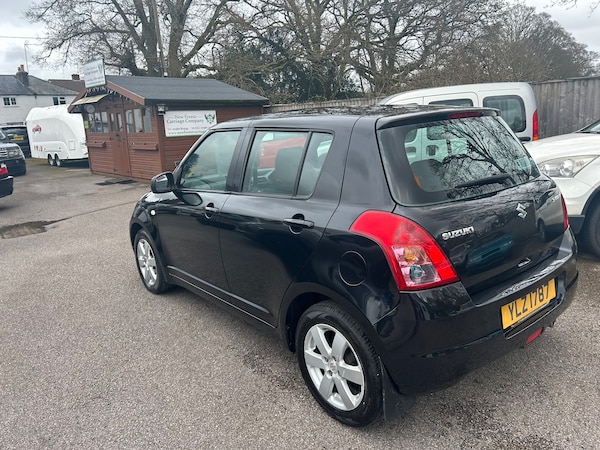 Used Suzuki Swift 2009 for sale - 76107021: Photo 6