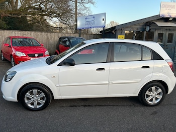 Used Kia Rio 2010 for sale - 77820069: Photo