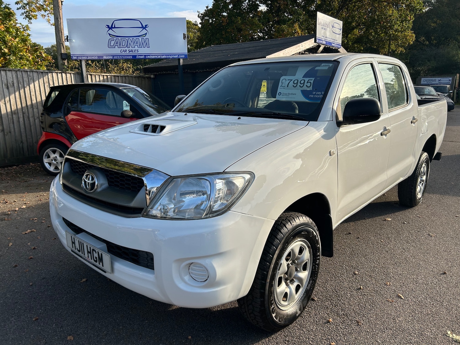 Used Toyota Hilux 2011 for sale - 76554420: Photo 1