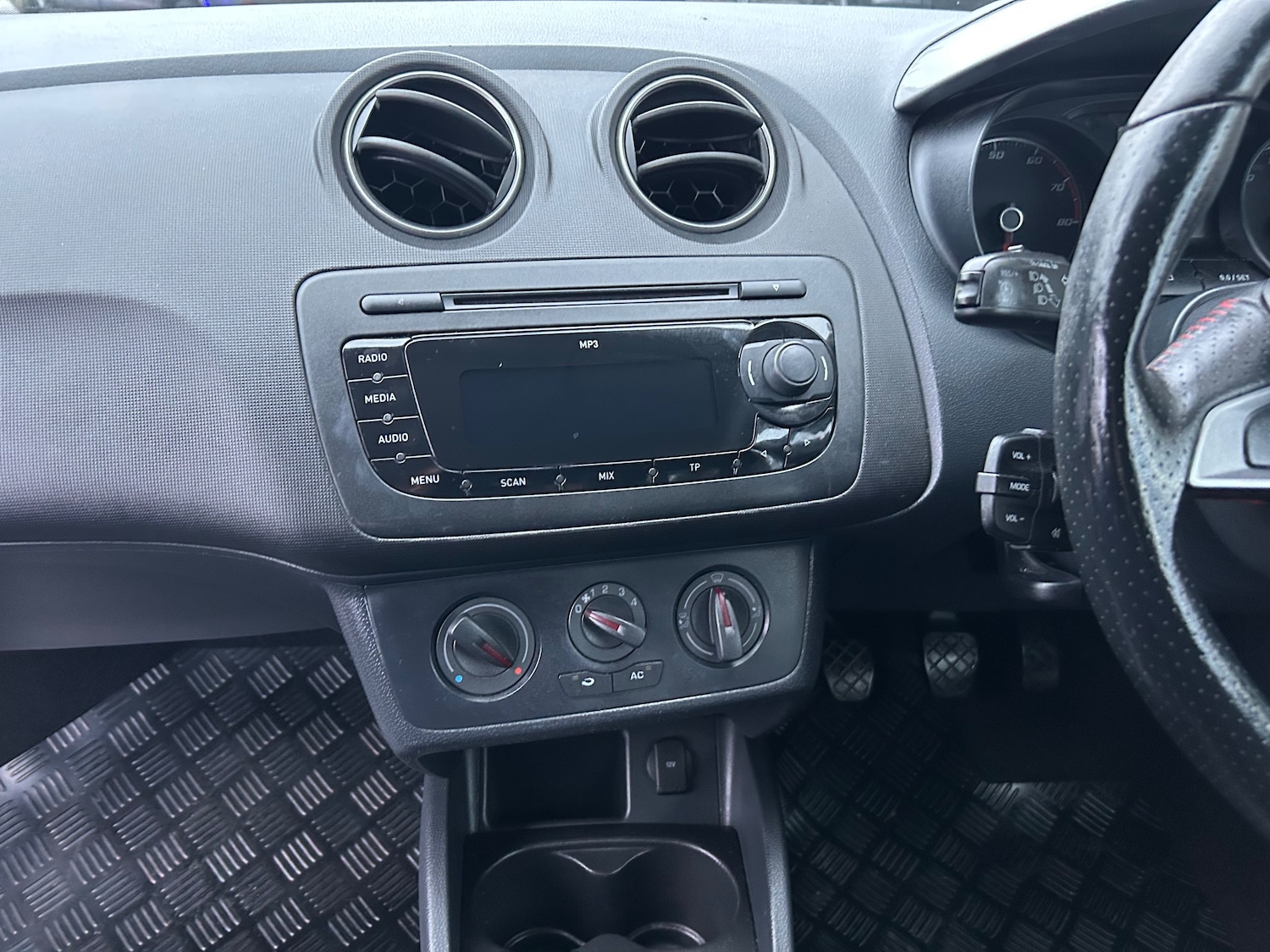 Used SEAT Ibiza 2012 for sale - 76554419: Photo 17