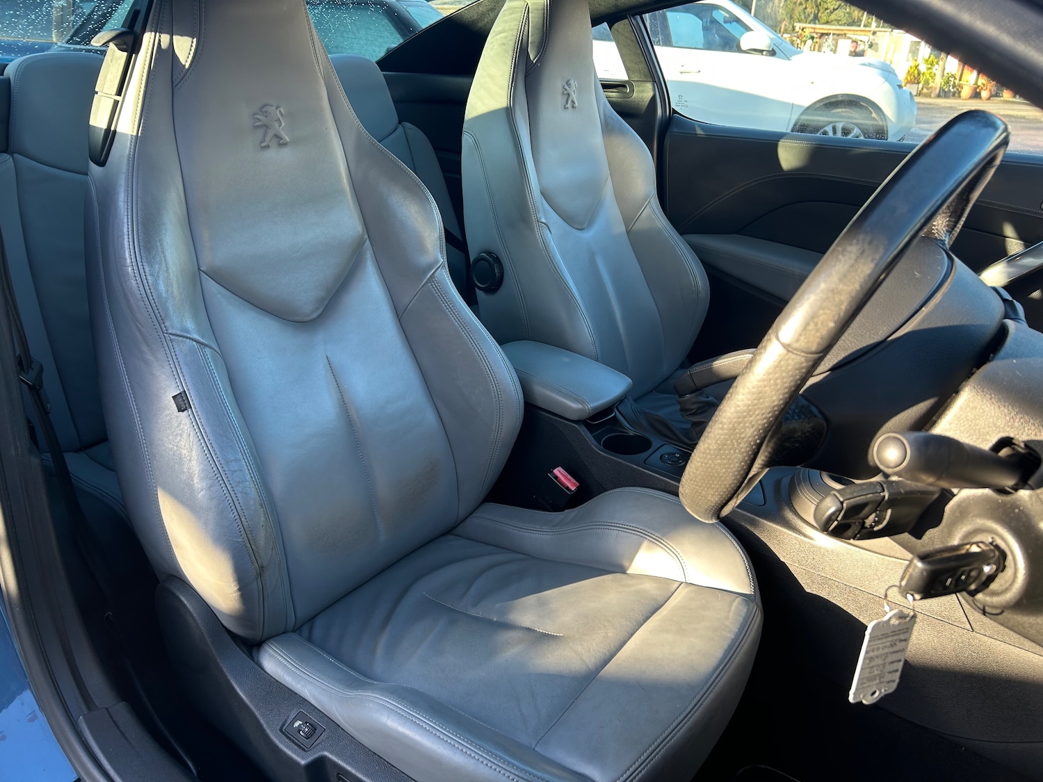 Used Peugeot RCZ 2010 for sale - 77152695: Photo 16