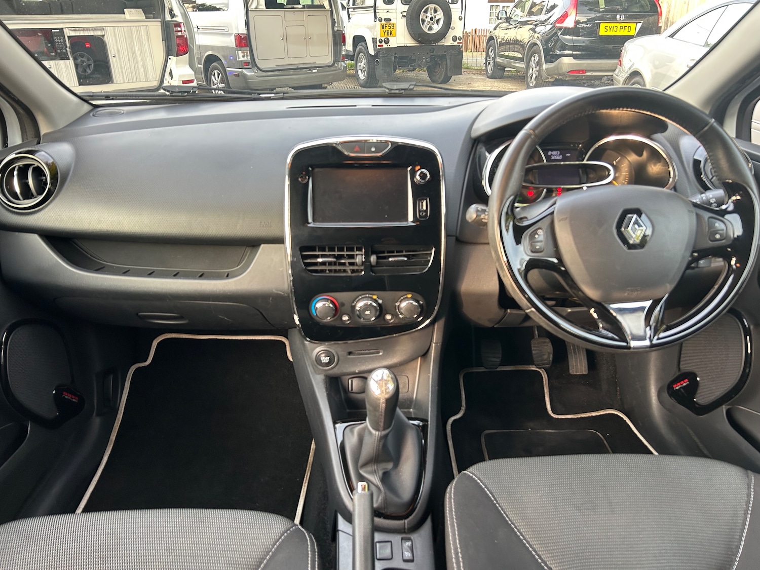 Used Renault Clio 2014 for sale - 76077161: Photo 20