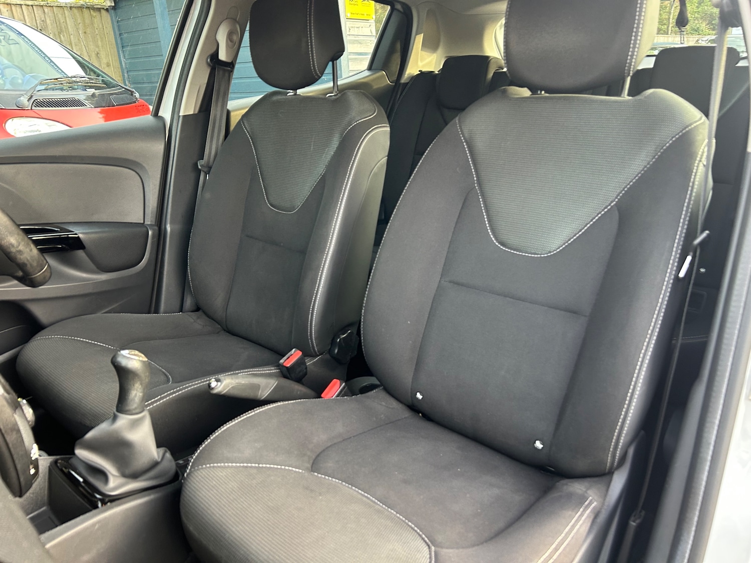 Used Renault Clio 2014 for sale - 76077161: Photo 28