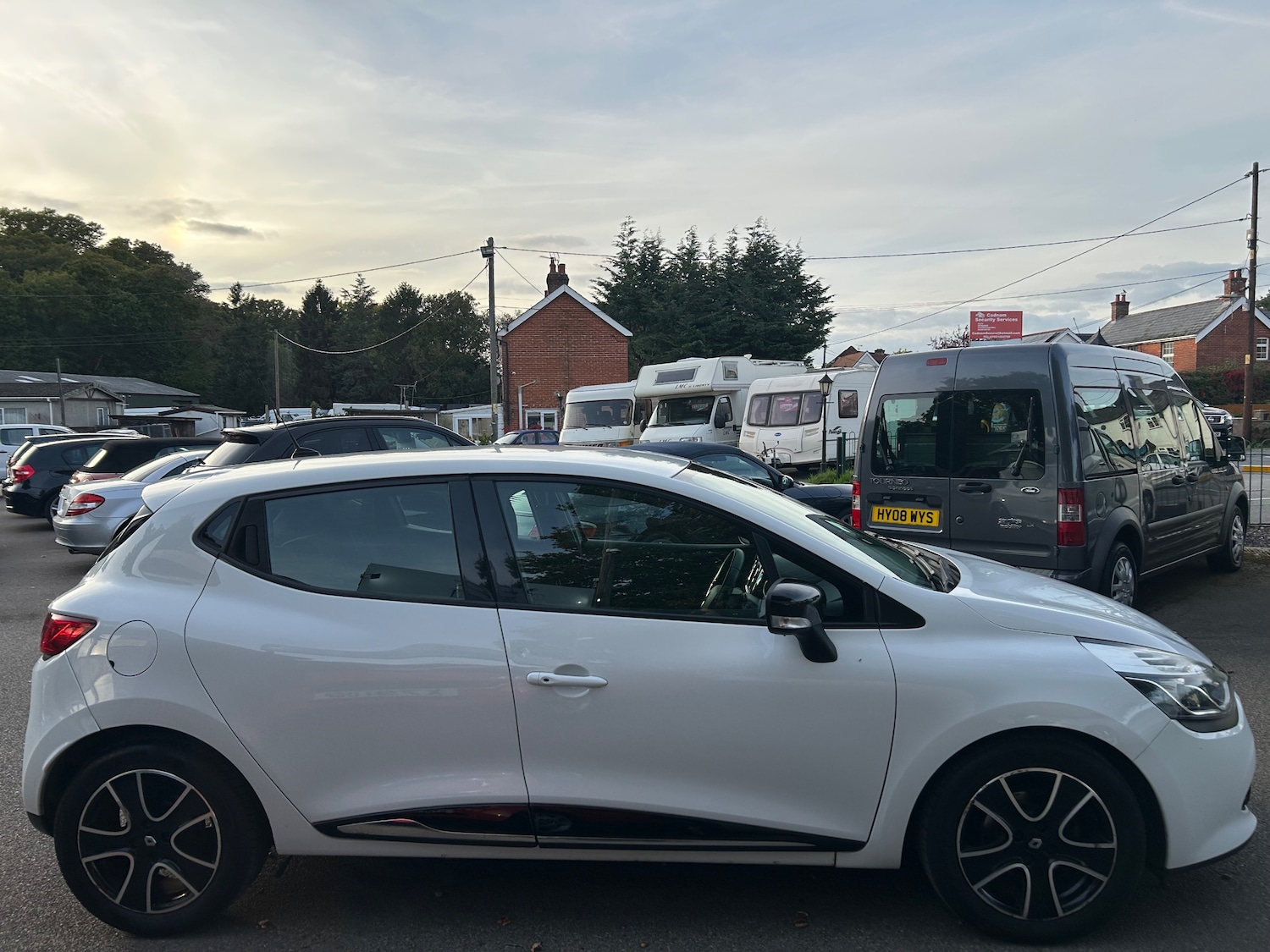 Used Renault Clio 2014 for sale - 76077161: Photo 9