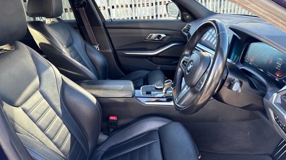 Used BMW 3 Series 2021 for sale - 76116799: Photo 11