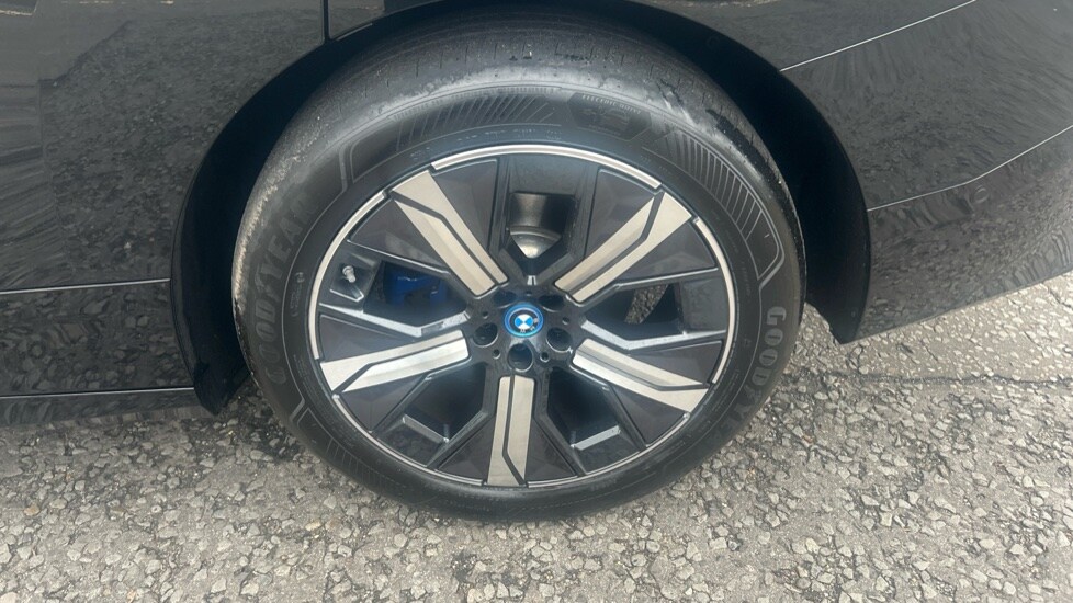 Used BMW iX 2025 for sale - 76760710: Photo 26