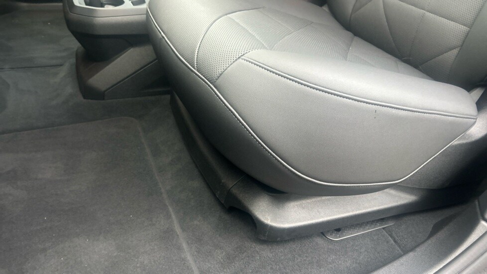 Used BMW iX 2025 for sale - 76760710: Photo 35