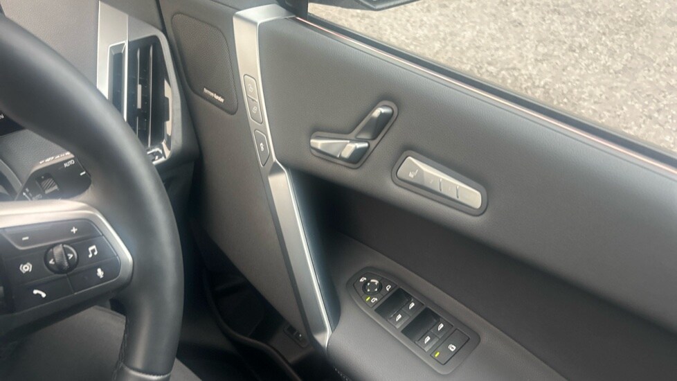Used BMW iX 2025 for sale - 76760710: Photo 36