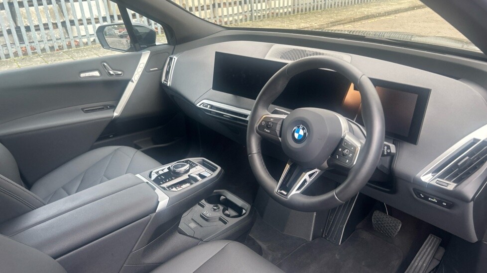 Used BMW iX 2025 for sale - 76760710: Photo 6