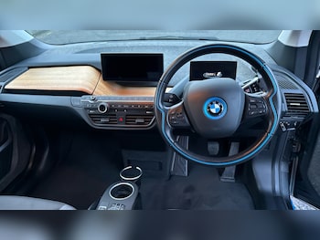 Used BMW i3 2021 for sale - 76977832: Photo