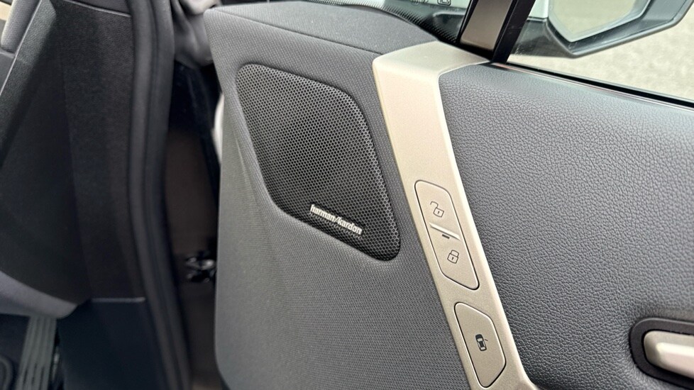 Used BMW iX 2022 for sale - 76062365: Photo 20