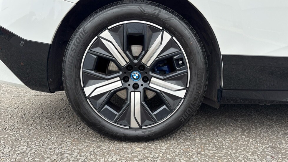 Used BMW iX 2022 for sale - 76062365: Photo 27