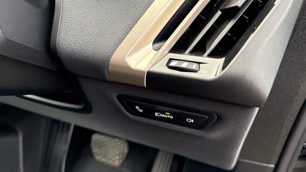 Used BMW iX 2022 for sale - 76062365: Photo 38