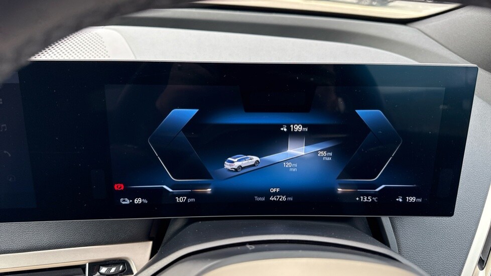 Used BMW iX 2022 for sale - 76062365: Photo 9