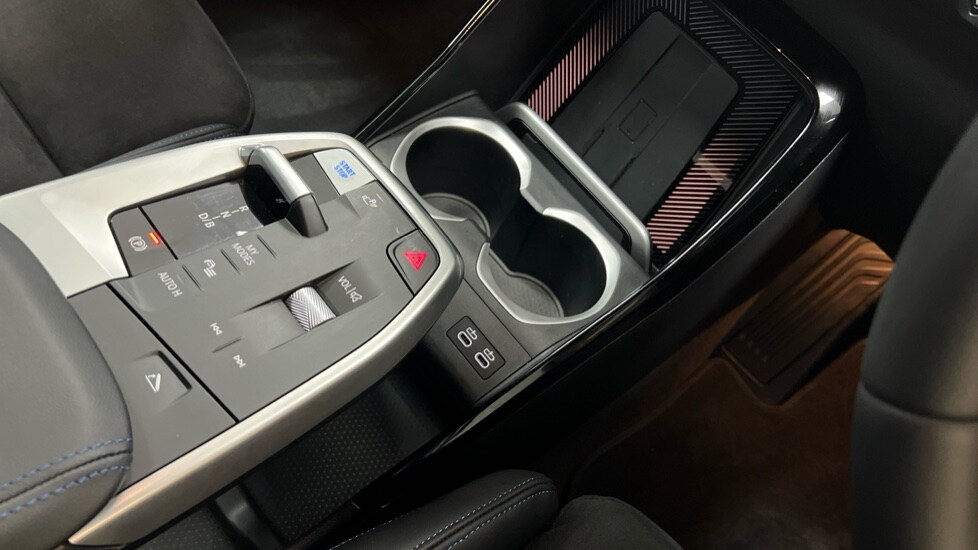 Used BMW iX1 2025 for sale - 76328031: Photo 10